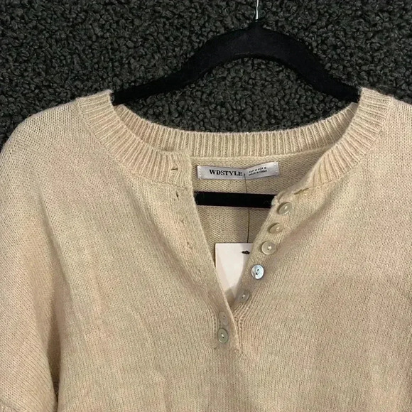 NWT Cream Sweater With Buttons - Picture 2 of 5